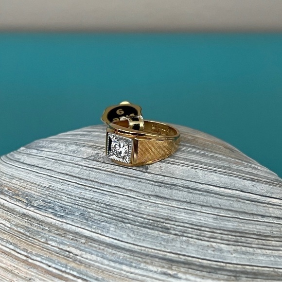 14k Gold Electroplated Square Cubic Zirconia Cocktail Statement Ring Size 9 - Picture 2 of 6